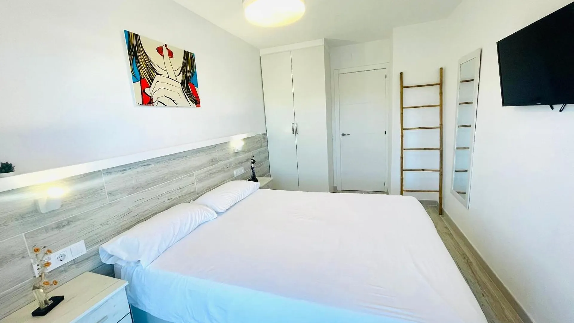 Appartement Apartamento Con Piscina Y Balcon Recien Reformado Spanje